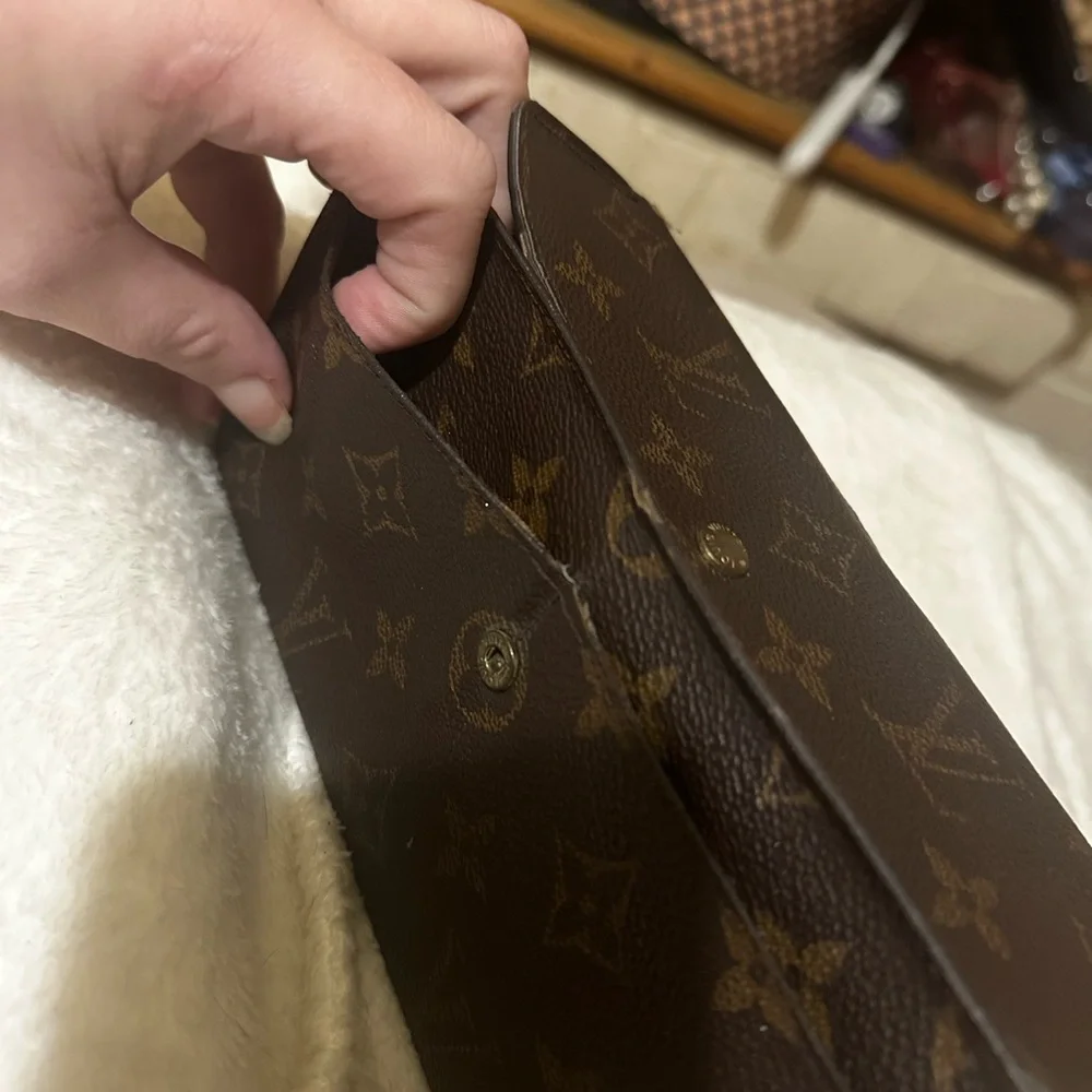 Louis Vuitton Brown Wallet - Picture 2 of 16